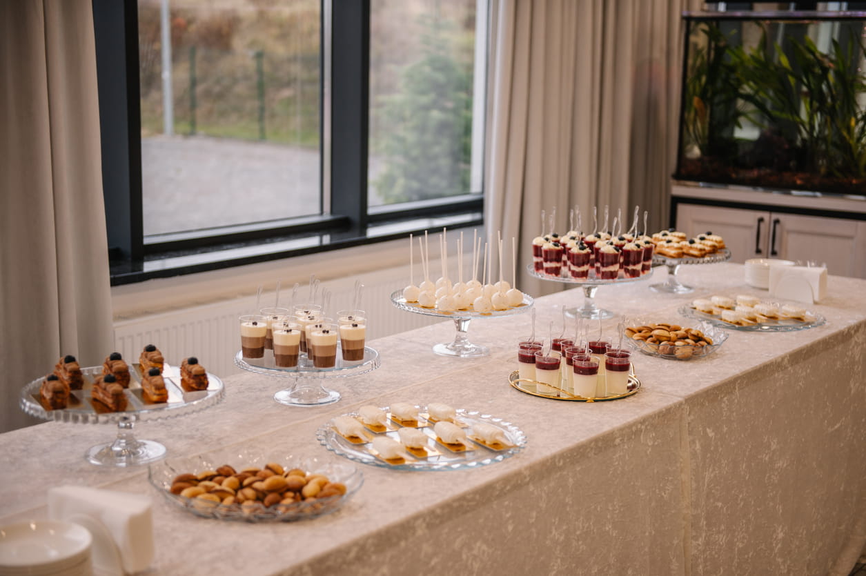 מגשי אירוח חלבי